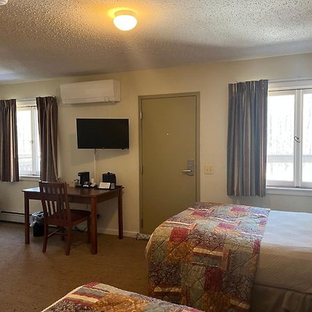 The Upper Pass Lodge Londonderry Екстериор снимка