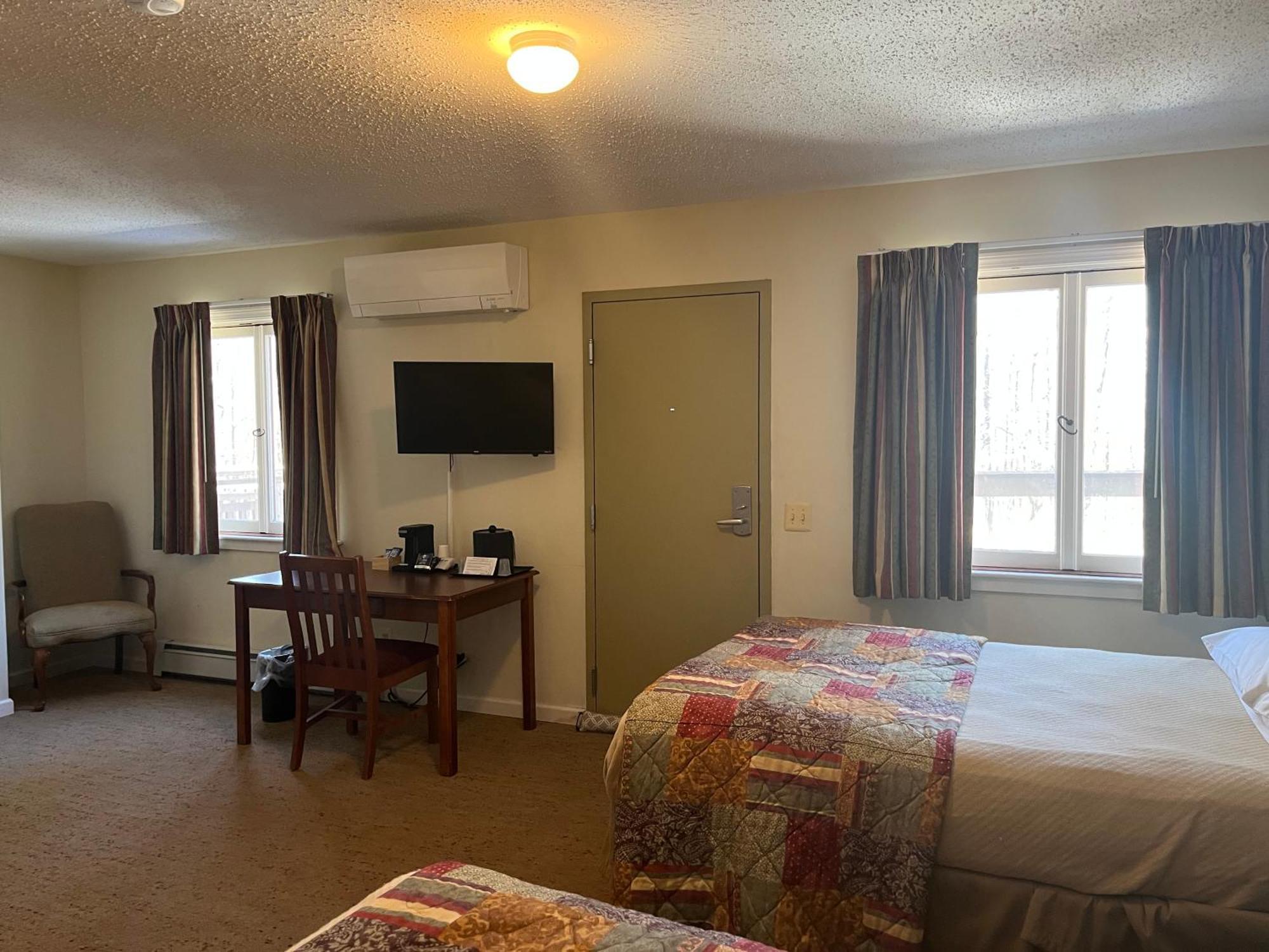 The Upper Pass Lodge Londonderry Екстериор снимка